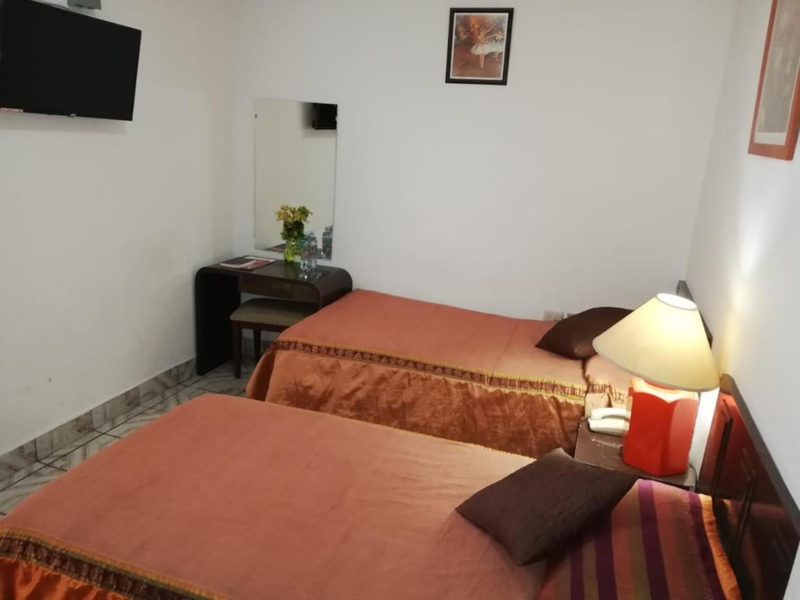 Hotel Grecia Real San Salvador Dış mekan fotoğraf