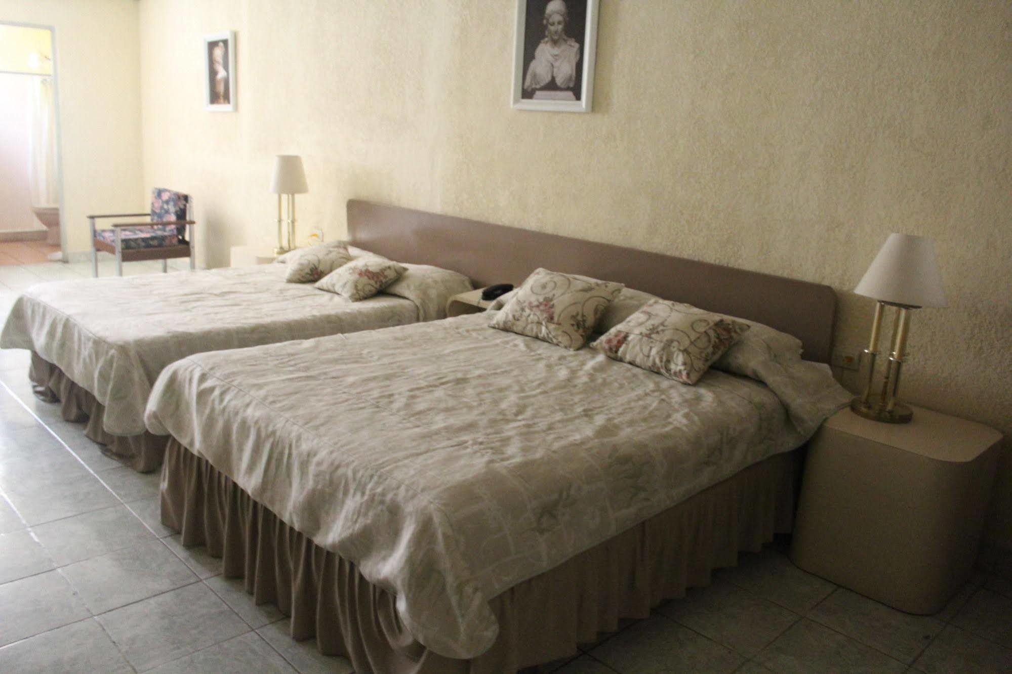 Hotel Grecia Real San Salvador Dış mekan fotoğraf