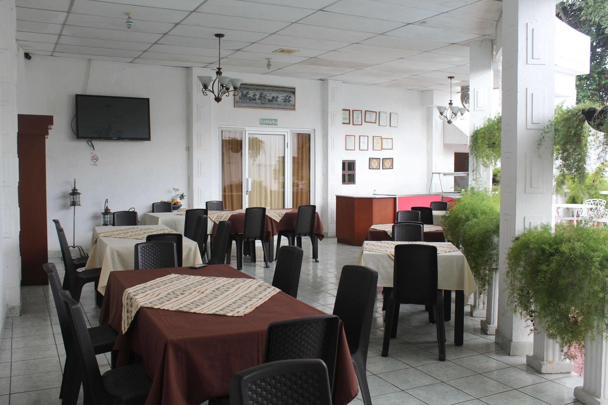 Hotel Grecia Real San Salvador Dış mekan fotoğraf