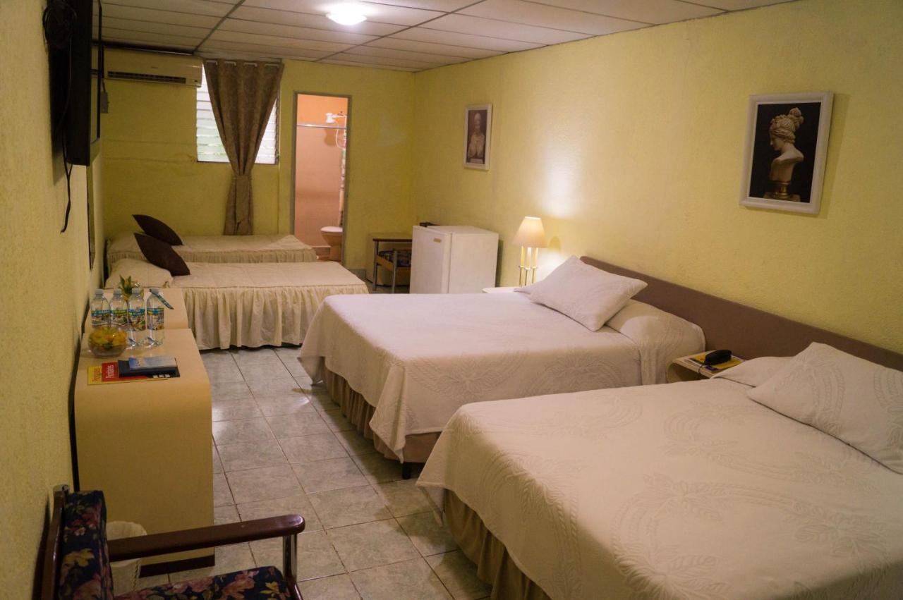 Hotel Grecia Real San Salvador Dış mekan fotoğraf