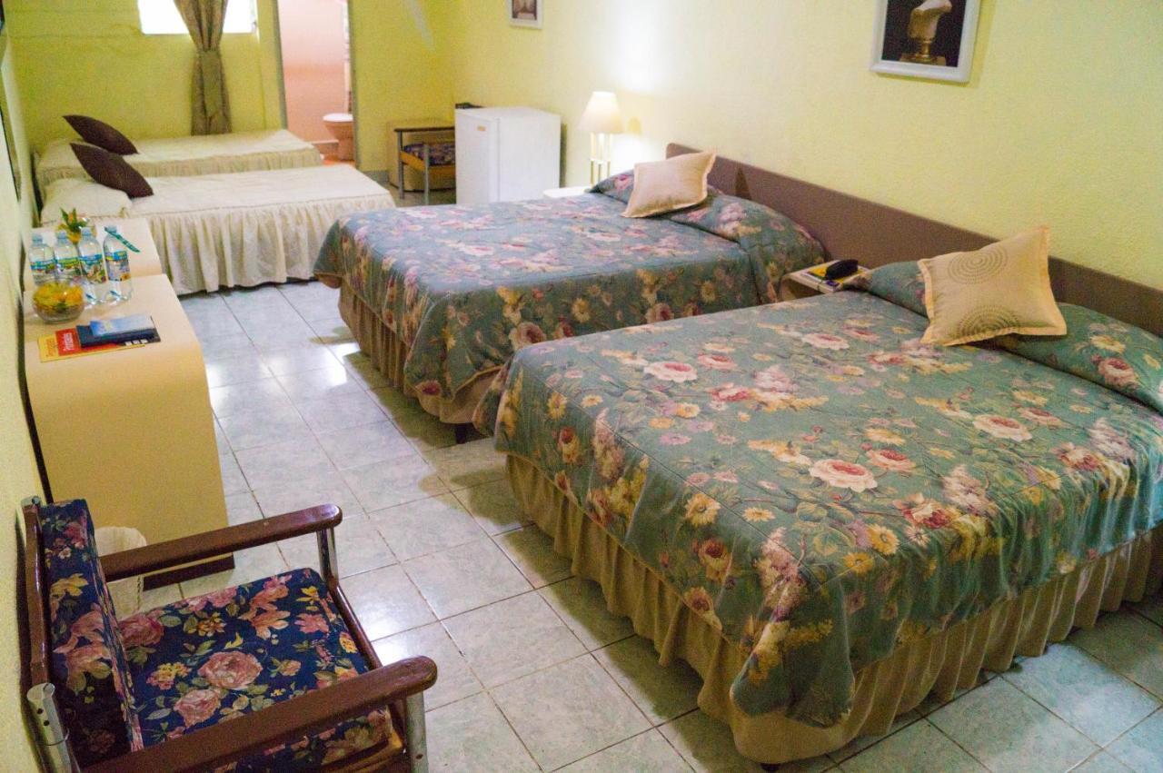 Hotel Grecia Real San Salvador Dış mekan fotoğraf