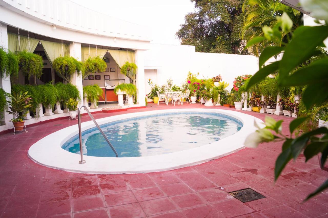 Hotel Grecia Real San Salvador Dış mekan fotoğraf