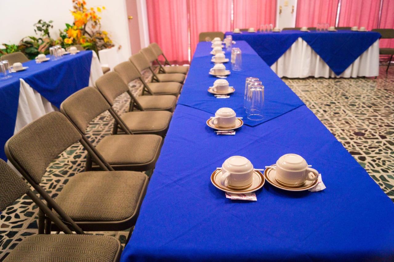 Hotel Grecia Real San Salvador Dış mekan fotoğraf