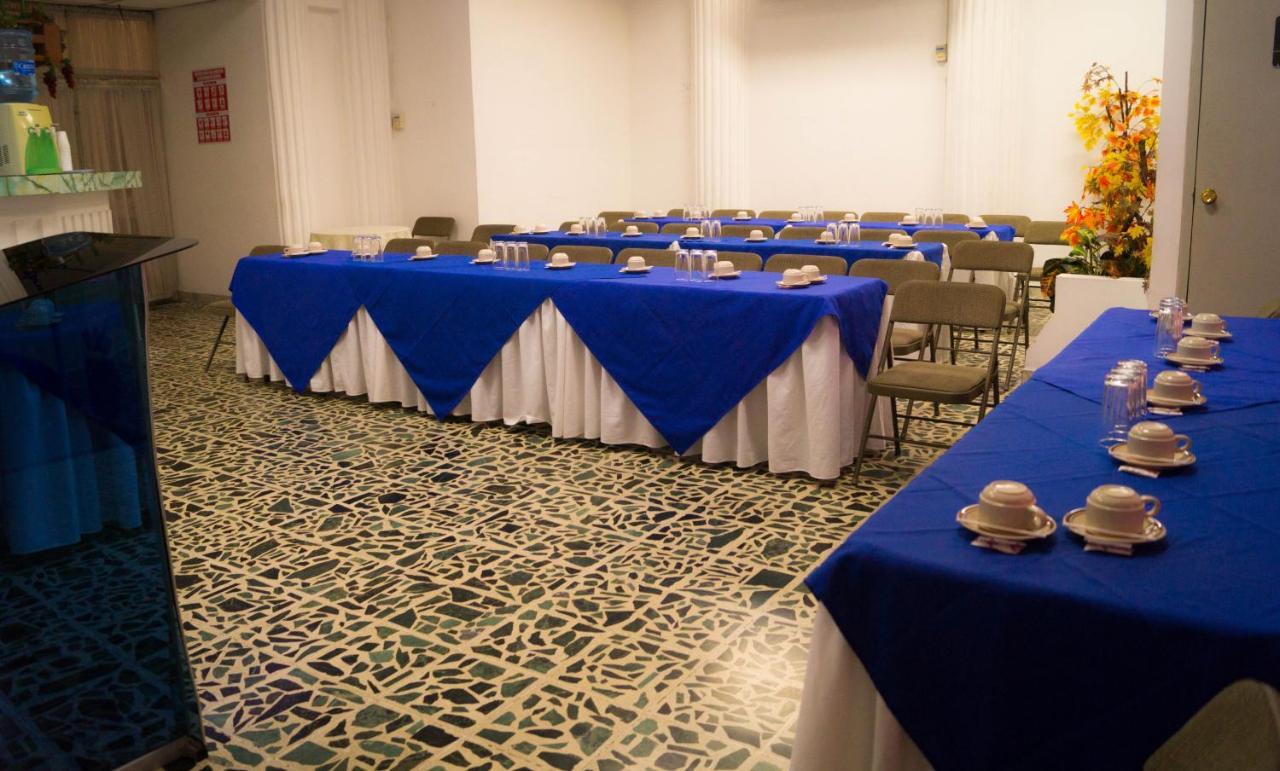 Hotel Grecia Real San Salvador Dış mekan fotoğraf